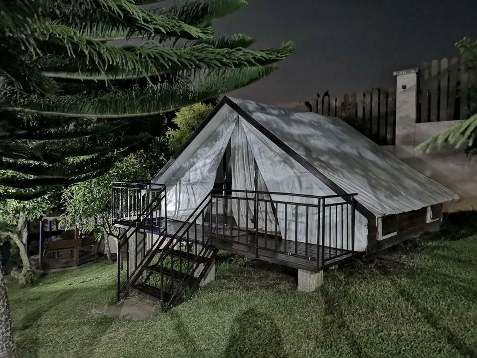 Casa De Miguelitos Hotel Tagaytay City Exterior photo